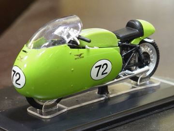 Afbeelding van Moto Guzzi 350 Bialbero 1:24