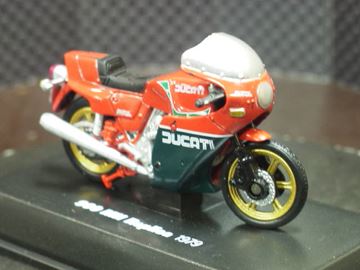 Afbeelding van Ducati 900 MH Mike Hailwood 1979 1:32