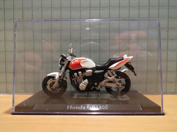 Picture of Honda CB1300 1:24 atlas