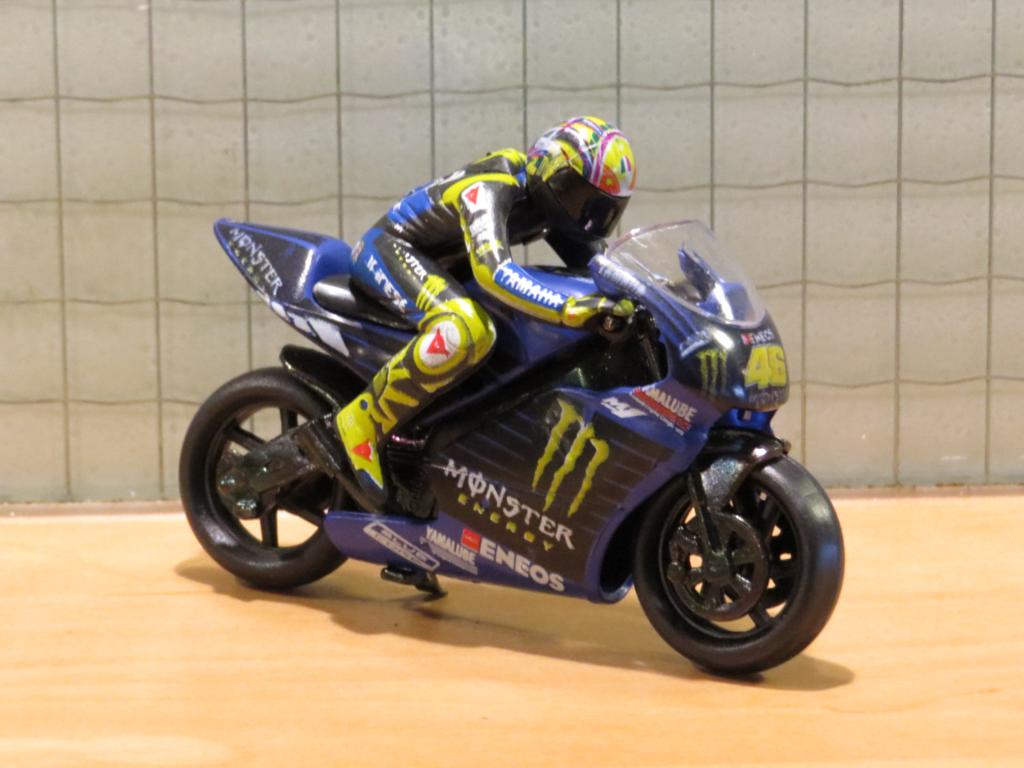 Valentino Rossi Yamaha YZR-M1 2019 1:22