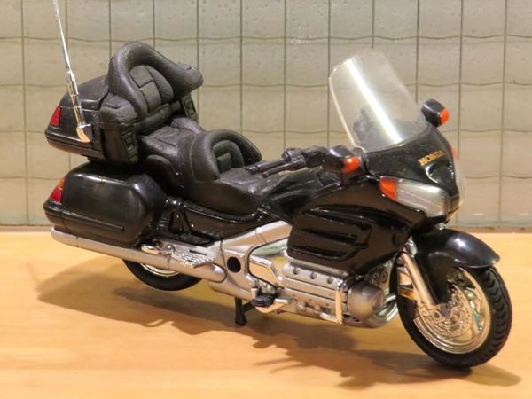 Picture of Honda GL1800SE Goldwing 1:18