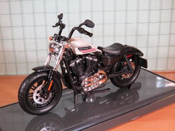 Afbeelding van Harley Davidson Forty Eight Special 1:18 (N80)