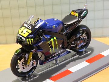 Afbeelding van Valentino Rossi Yamaha YZR-M1 2019 1:18