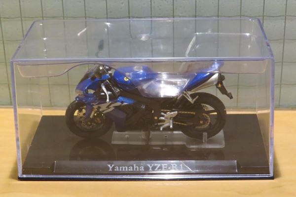 Picture of Yamaha YZF-R1 1:24 atlas