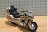 Picture of Honda GL1500  Goldwing goud 1:18 maisto los