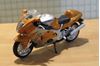 Picture of Suzuki GSX-R1300 Hayabusa 1:18 goud/zilver los