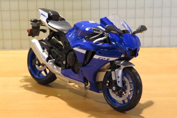 Picture of Yamaha YZF-R1 blue 1:12 21847