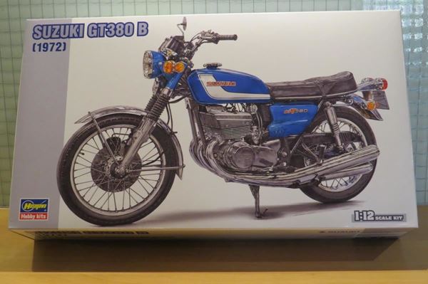 Picture of Suzuki GT380 1972 1:12 bouwdoos  21505