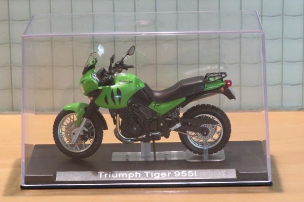 Picture of Triumph Tiger 955i 1:24