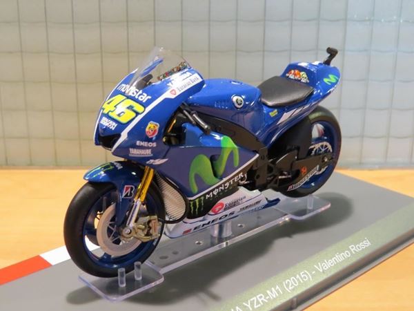 Picture of Valentino Rossi Movistar Yamaha YZR-M1 2015 1:18 los