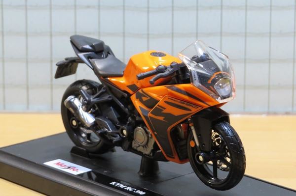 Picture of KTM RC390 1:18 Maisto