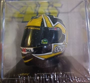 Afbeelding van Valentino Rossi  AGV helmet 2005 Laguna Seca 1:5