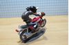 Picture of Joe Bar Jules la Bouillotte Suzuki GT750  1:18 breuk