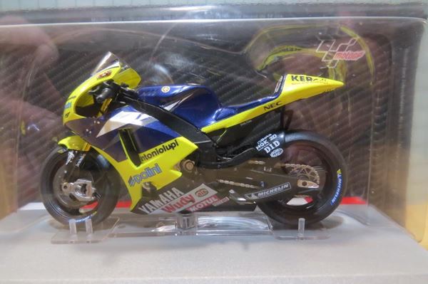 Picture of Colin Edwards Yamaha YZR-M1 2008 Assen 1:18 diecast