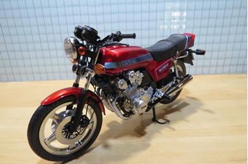 Afbeelding van Honda CB900 Bol D'or 1:12 122161901