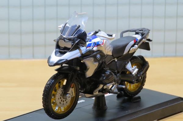 Picture of BMW R1250GS 1:18 maisto