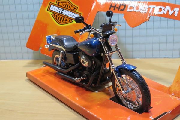 Picture of Harley Davidson Dyna Super Glide Sport 2004 1:12 32321