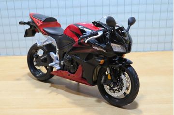 Afbeelding van Honda CBR600RR rd/blk 1:12 07117