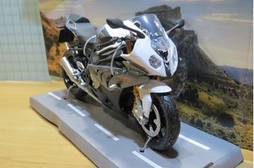 Afbeelding van BMW S1000RR grey 1:12 606204