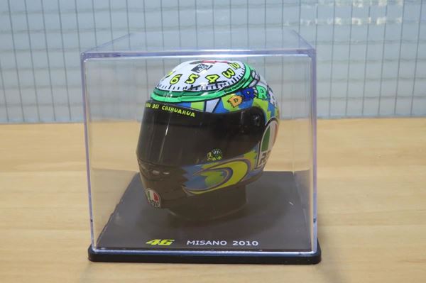 Picture of Valentino Rossi AGV helmet 2010 Misano 1:5