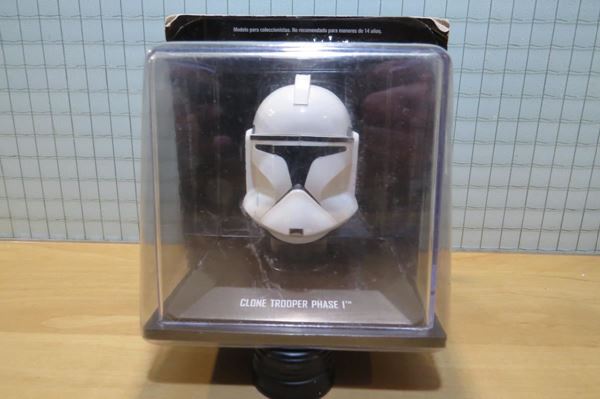 Picture of Star Wars Clone Trooper Phase 1 helmet 1:5