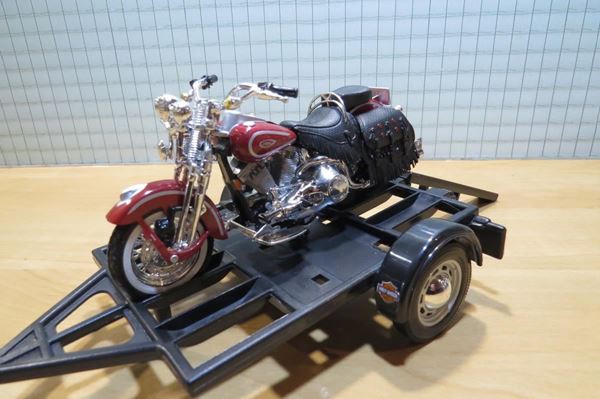 Picture of Harley Davidson FLSTS Heritage Springer + trailer 1:18