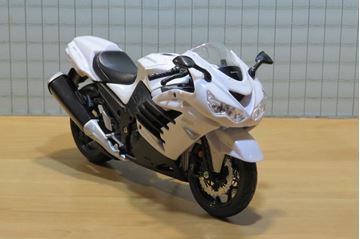 Afbeelding van Kawasaki ZZR1400 white ZX14 1:12 31101