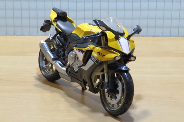 Picture of Yamaha YZF-R1 Anniversary 1:12 57803