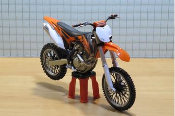 Afbeelding van KTM 450 SX-F 2013 1:12 603001