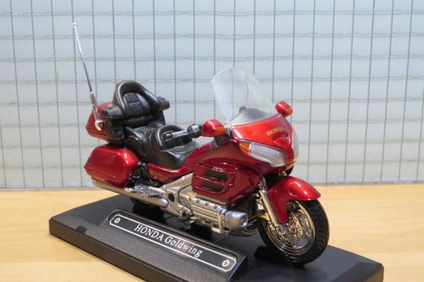 Picture of Honda GL1800 Goldwing 1:18