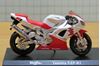 Picture of Yamaha YZF-R1 wit/rood 1:18 Maisto blister