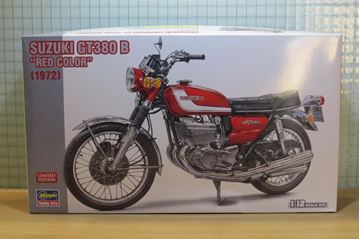 Afbeelding van Suzuki GT380 1972 1:12 bouwdoos  21756